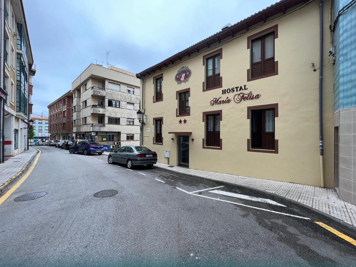 Hostal Maria Felisa Candás Buitenkant foto