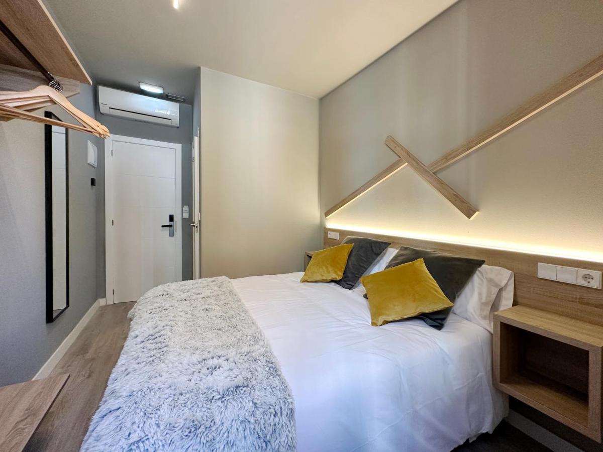 Hostal Maria Felisa Candás Buitenkant foto